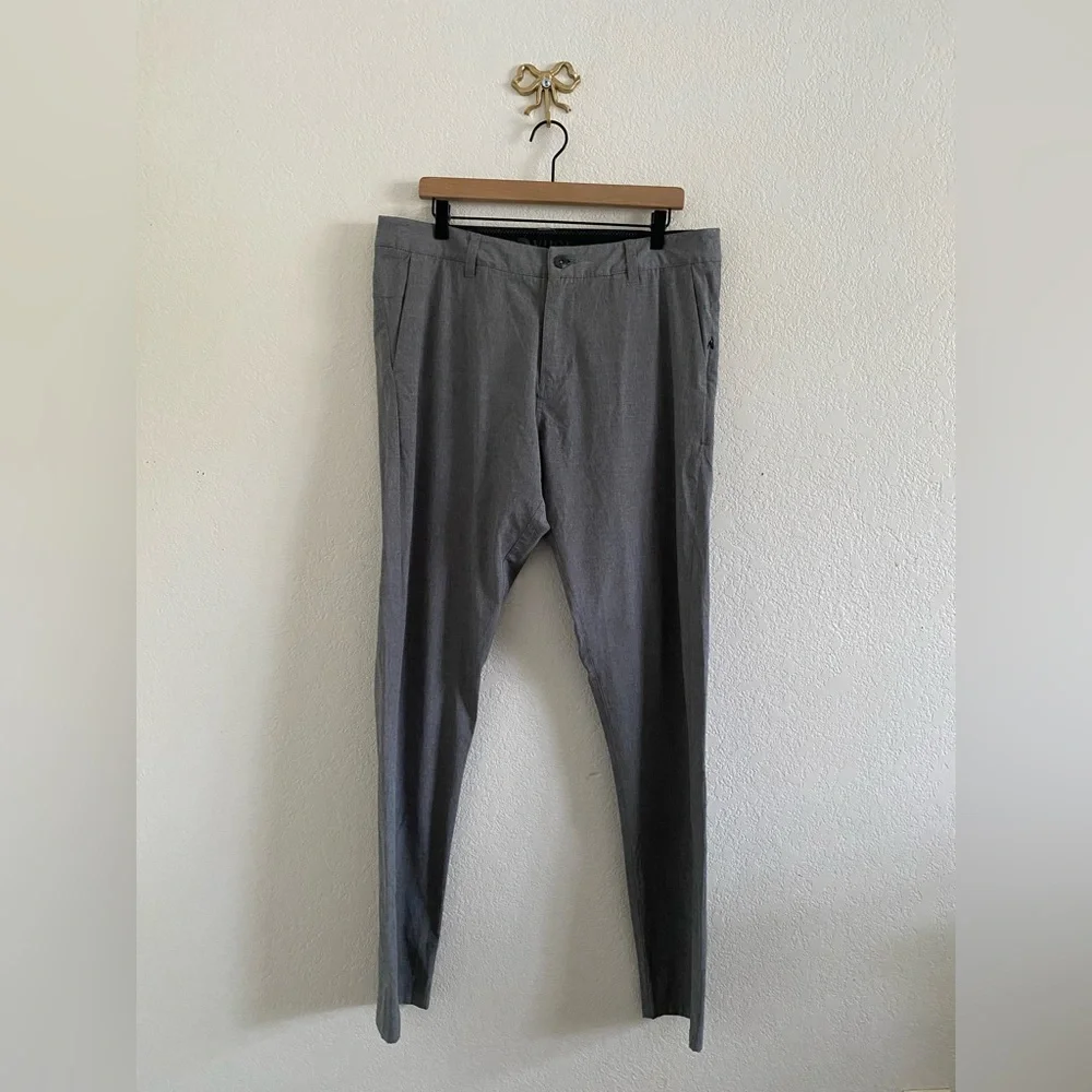 Vuori Men's Aim Chino Pants, Gray, Size 36, Stretch Performance Golf Active V431 - Picture 1 of 16